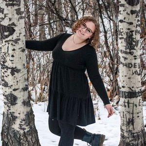 Meet your Posher, Abigail